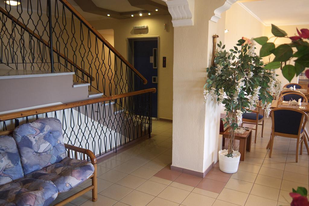 Fani Hotel Loutra Edipsou  ภายนอก รูปภาพ