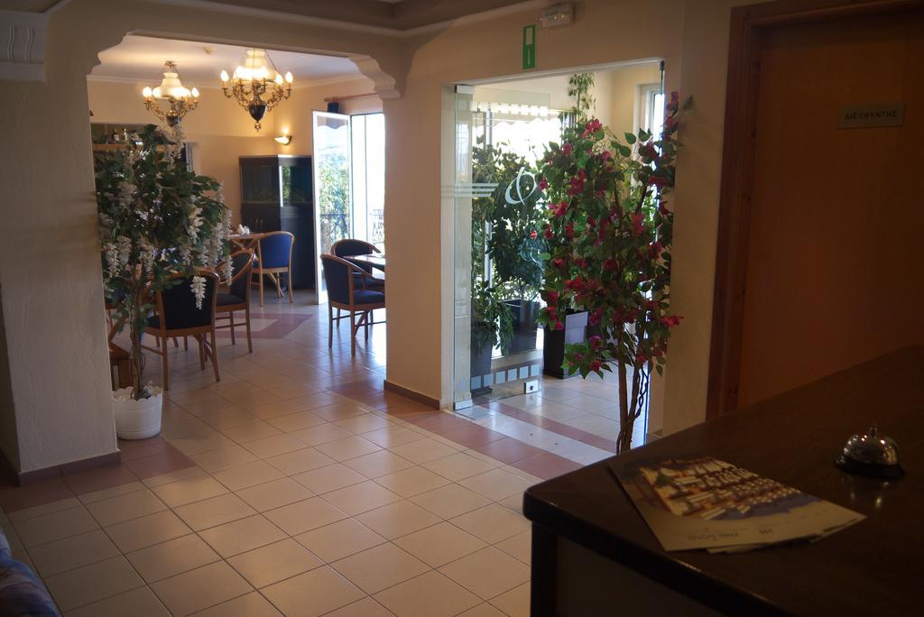 Fani Hotel Loutra Edipsou  ภายนอก รูปภาพ